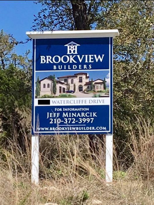 Lago Vista Sign