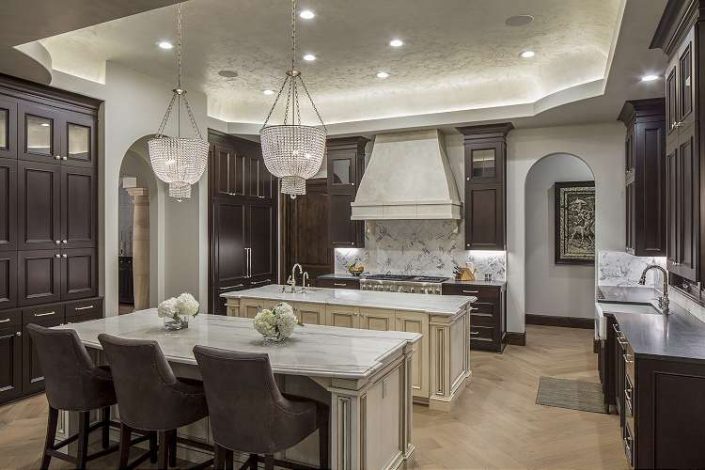 Seven Oaks, Austin, TX