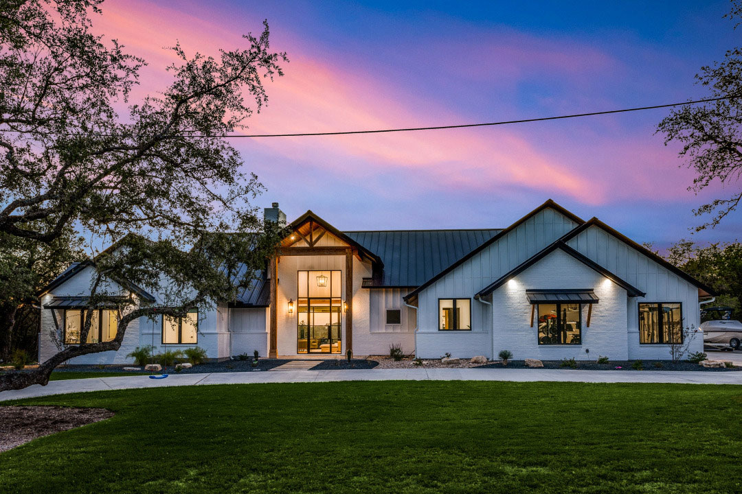 Custom, luxury, home contractor